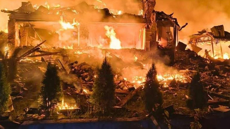 Rusya'nın Kiev Saldırısında 3 Ölü, 1 Çocuk Hayatını Kaybetti