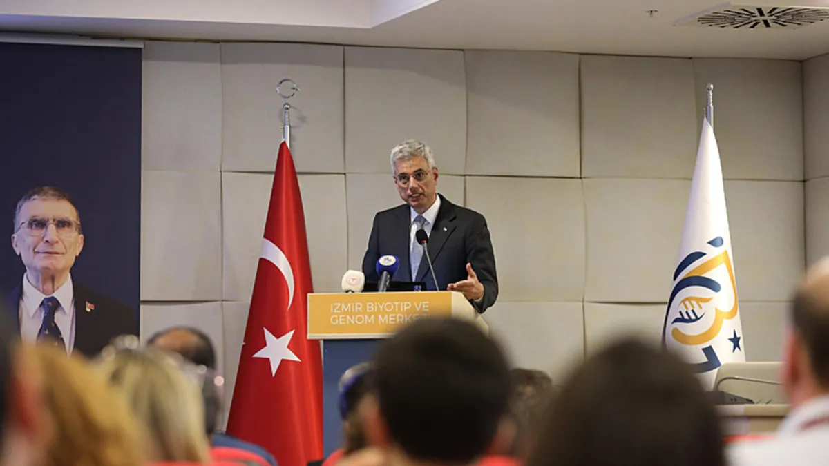 Sağlık Bakanı Memişoğlu: 'Üreten Sağlık' anlayışıyla herkesin fikrine açığız