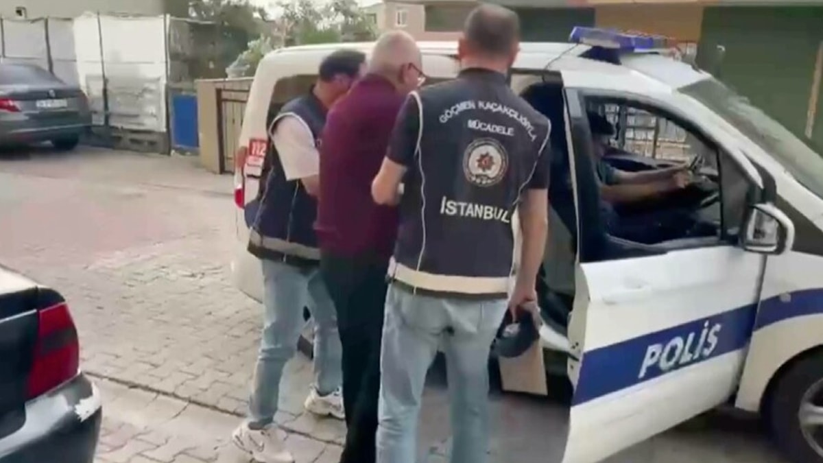 Sahte belgelerle ikamet vurgunu: 64 gözaltı