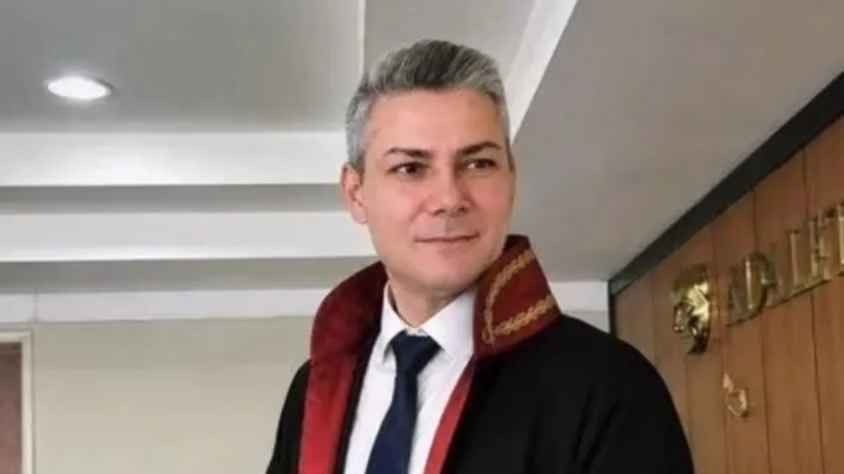 Sahte Hakim İtiraf Etti: 'Hayatımı Yalan Üzerine Kurdum