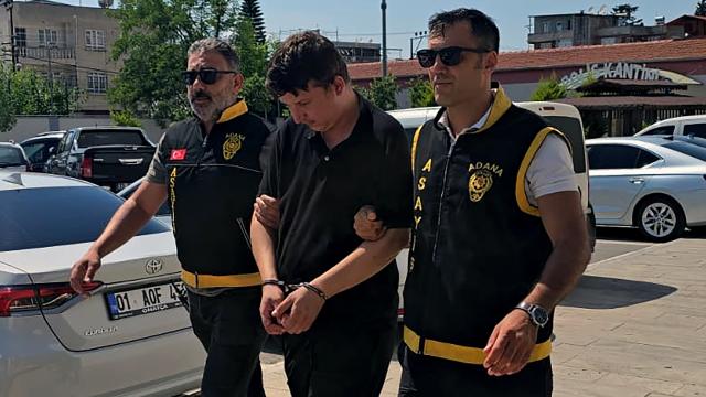 Sahte kimlik gösterdi, kolundaki dövme ele verdi