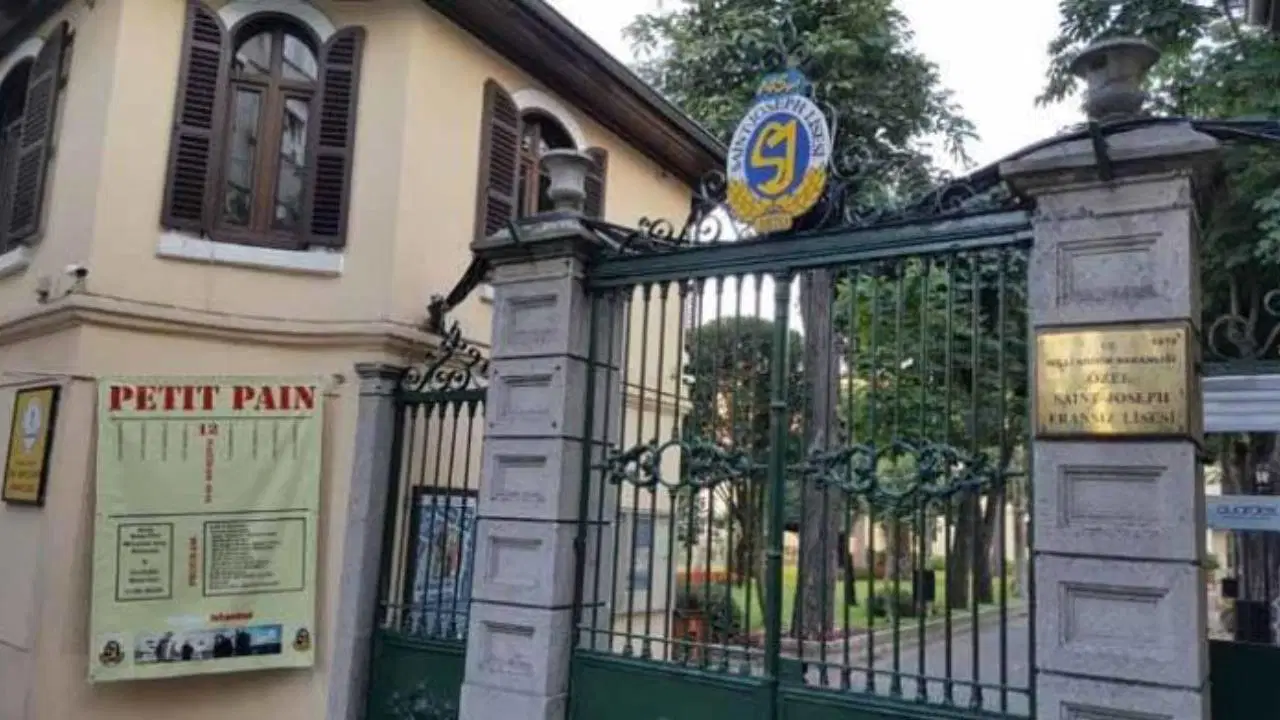 Saint-Joseph'ten velilere: Okulu yaşayarak seçin