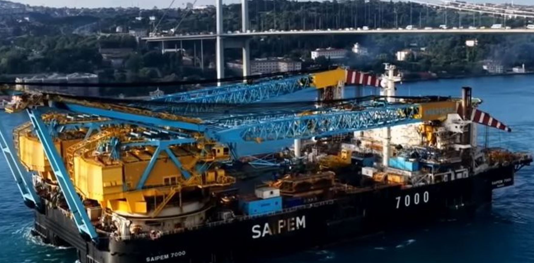 138 metrelik dev SAIPEM 7000 için Boğaz'da ulaşıma kapatma