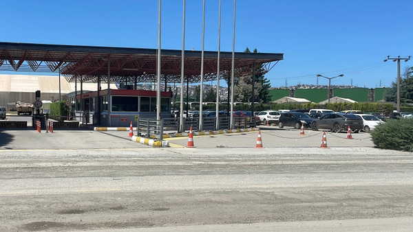 Sakarya'da 'Bombayla rehin tutuluyorum' şakası: Ekipler harekete geçti