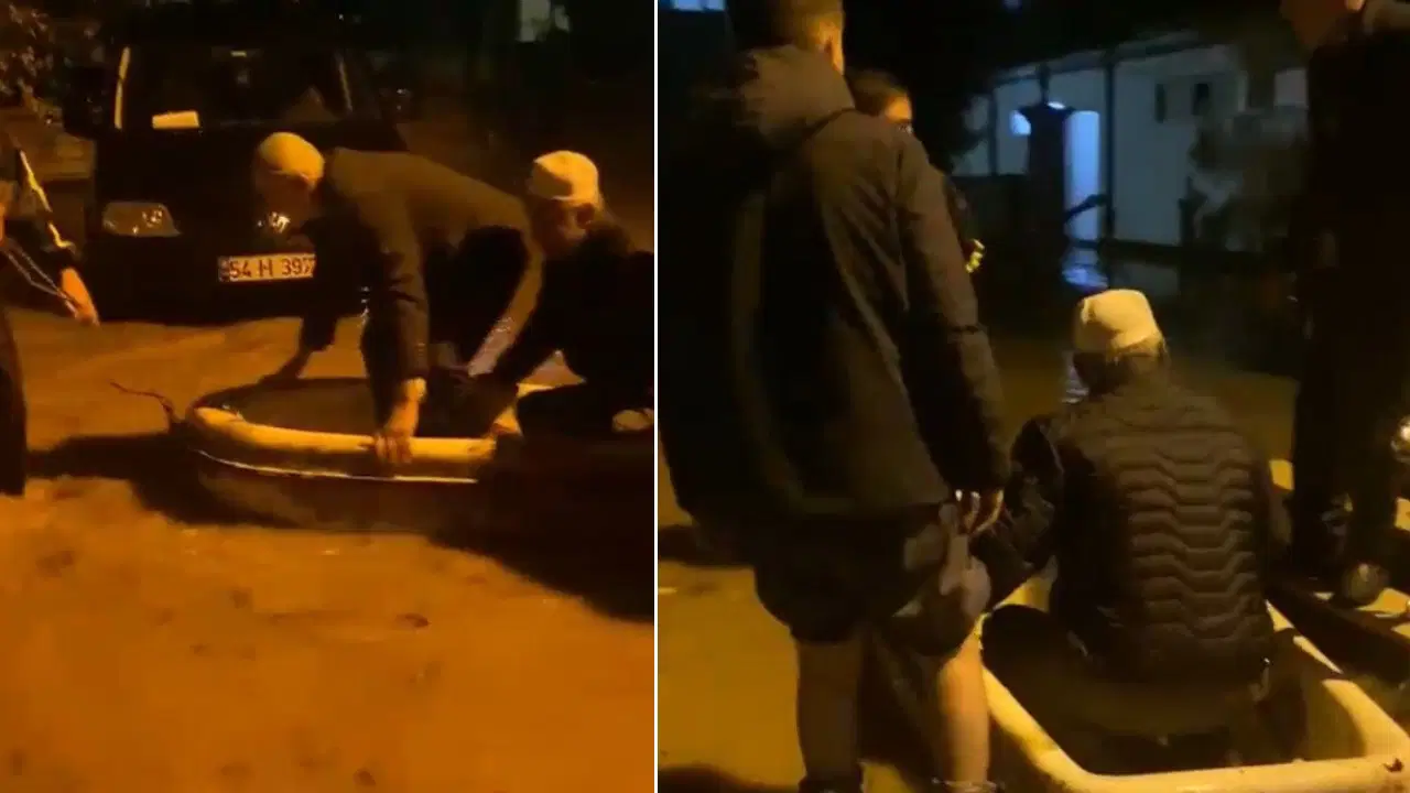 Sakarya'da Sel: Camide Mahsur Kalan İmam ve Cemaat Kayıkla Kurtarıldı