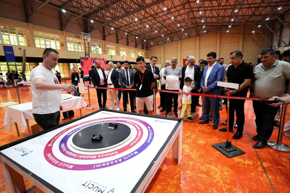 Sakarya'da Teknoloji ve Robot Olimpiyatları'na rekor katılım