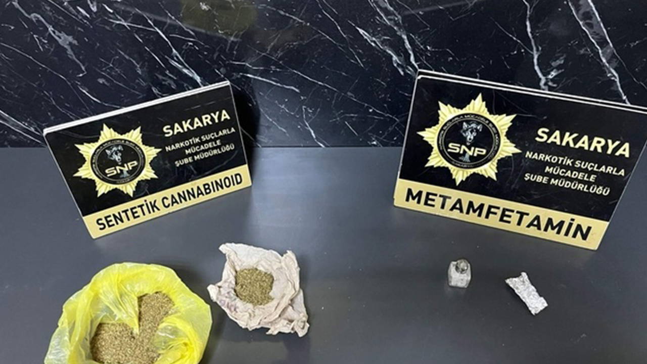 Sakarya'da Uyuşturucu Operasyonu: 20 Kilo Bonzai Ele Geçirildi