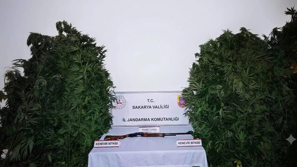 Sakarya'da zehir tacirlerine darbe: 3 tutuklu