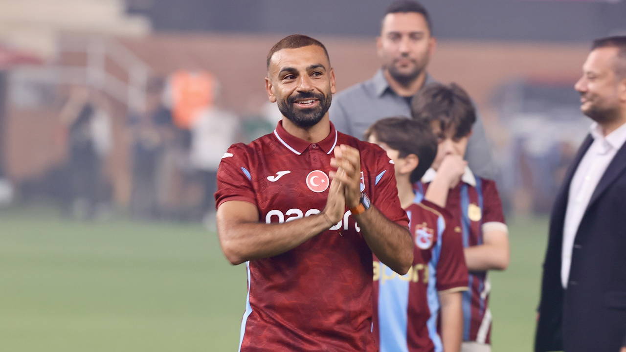 Salah Göztepe Maçında Neden Yok? Trabzonspor'un Yıldızı İzmir'de Sahada mı