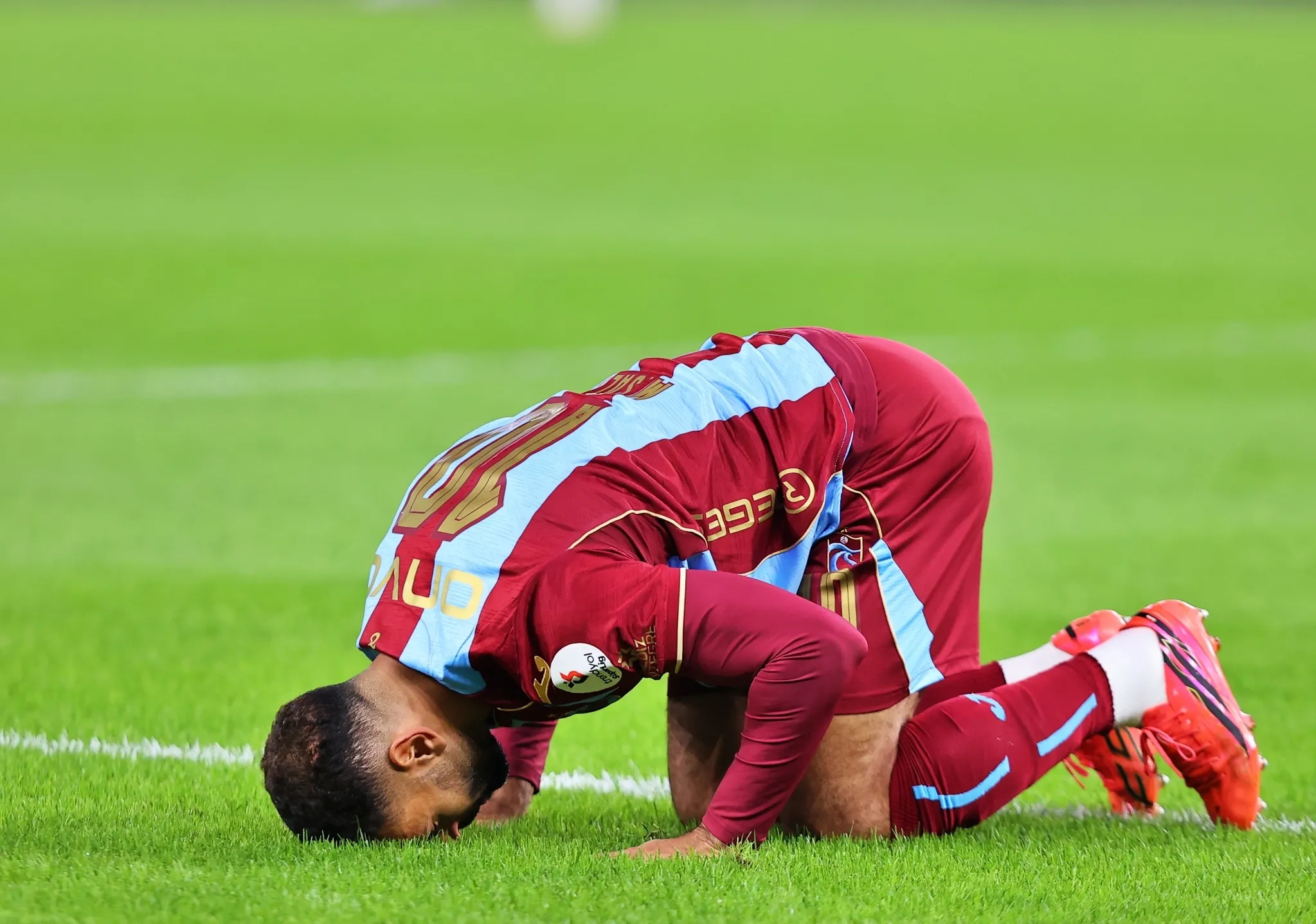 Salah Trabzonspor'u Galatasaray Karşısında Öne Geçirdi