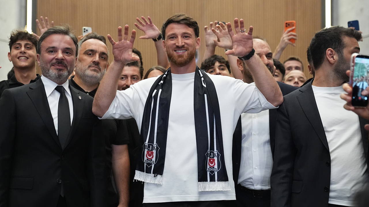 Salih Özcan Beşiktaş İçin İstanbul'da: Transfer Tamam