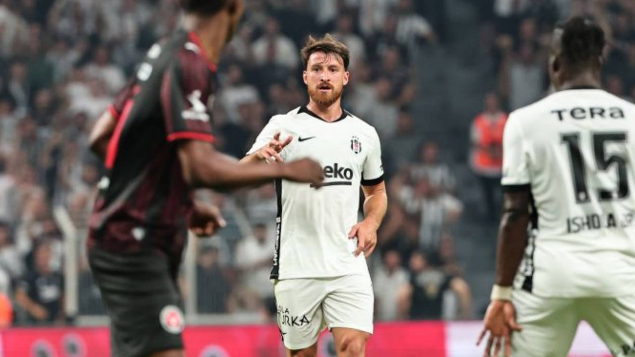 Salih Özcan: Takım Arkadaşlarımın Performansı Beni Gururlandırdı