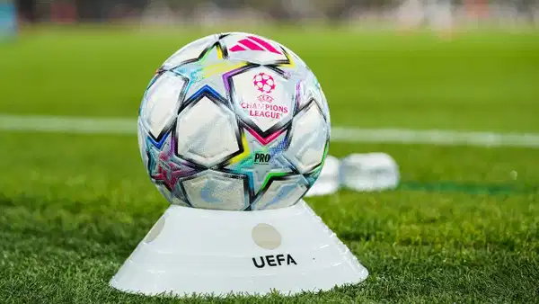 Şampiyonlar Ligi'nde Galatasaray Barcelona'ya 4-1 Yenildi
