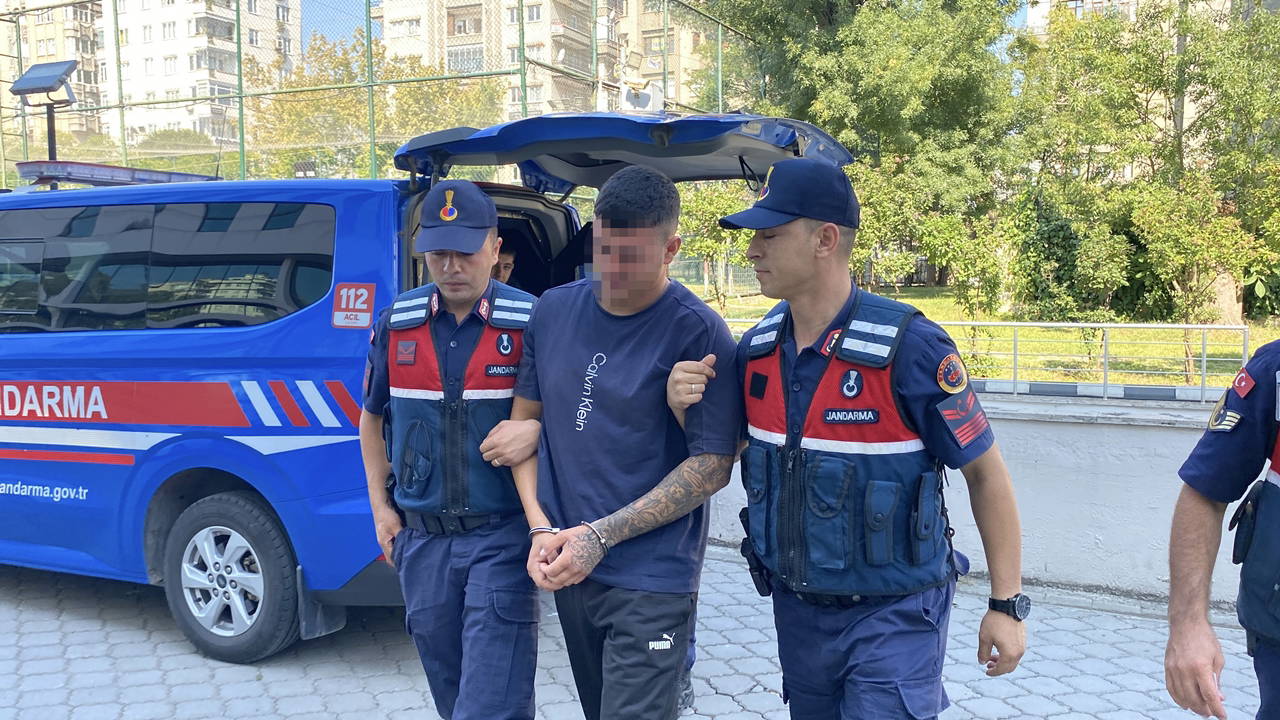 Samsun'da alacak meselesi kanlı bitti: Genç adam taşlı saldırıya uğradı