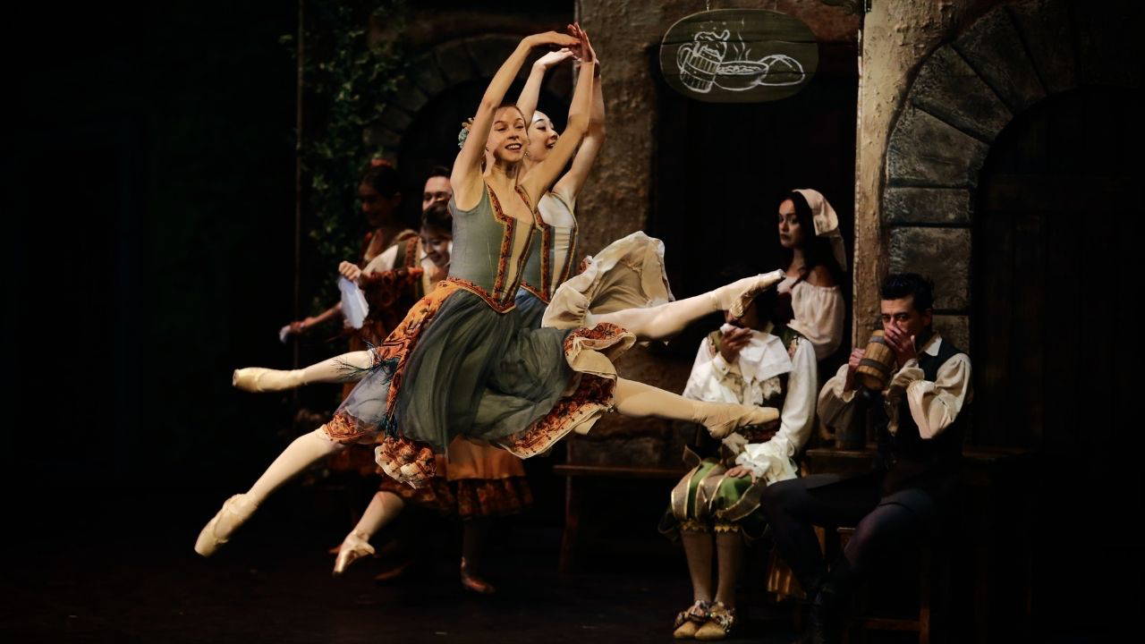 Samsun Devlet Opera ve Balesi 'Don Kişot' Balesini Sahneledi