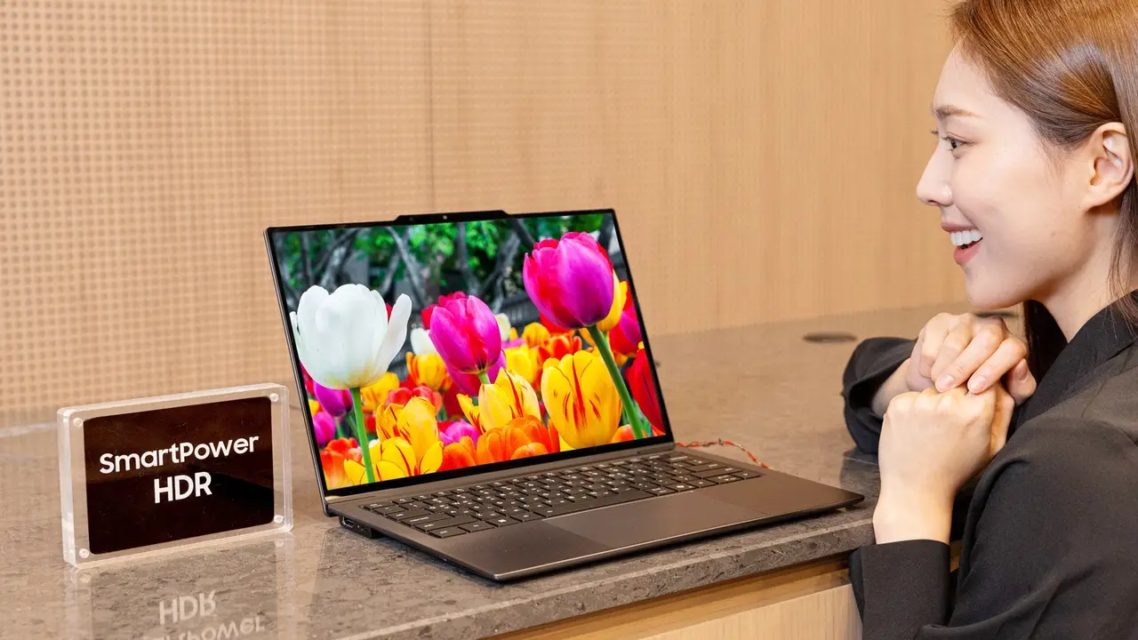 Samsung 1.400 Nit Parlaklıkta OLED Panelini Tanıtmaya Hazırlanıyor