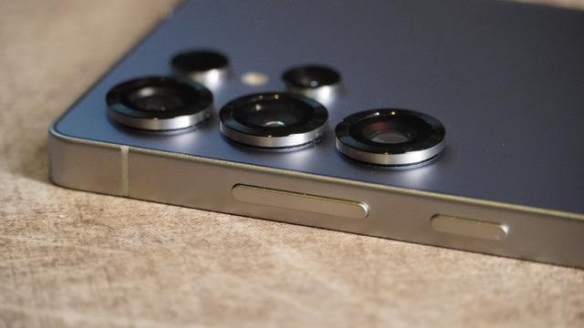 Samsung Galaxy Z Fold8, Z Fold8 Ultra ve Z Flip8 Özellikleri Sızdırıldı: İşte Renkler ve Depolama Seçenekleri