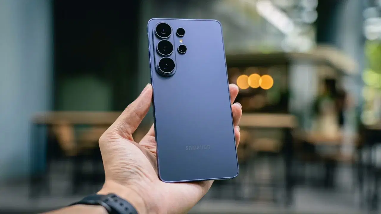 Samsung One UI 9 Güncellemesi Alacak Telefonlar Belli Oldu