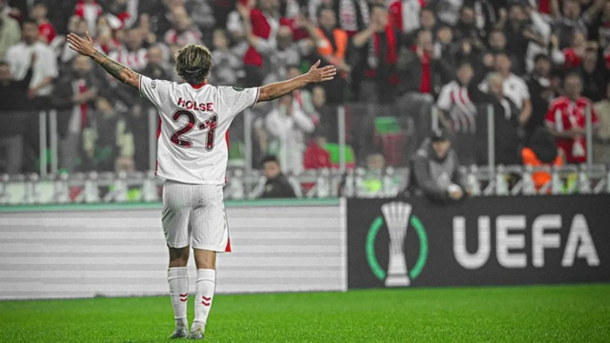 Samsunspor, Carlo Holse ile Yollarını Ayırdı! Danimarkalı Yıldızın Yeni Takımı Belli Oldu