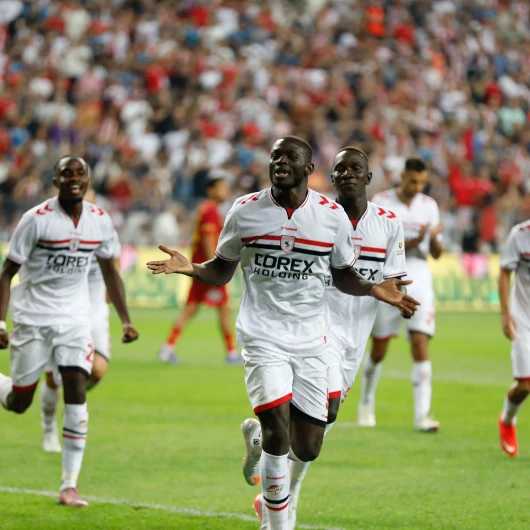 Samsunspor'da Mouandilmadji 9 Milyon Euro'ya Transfer Oldu