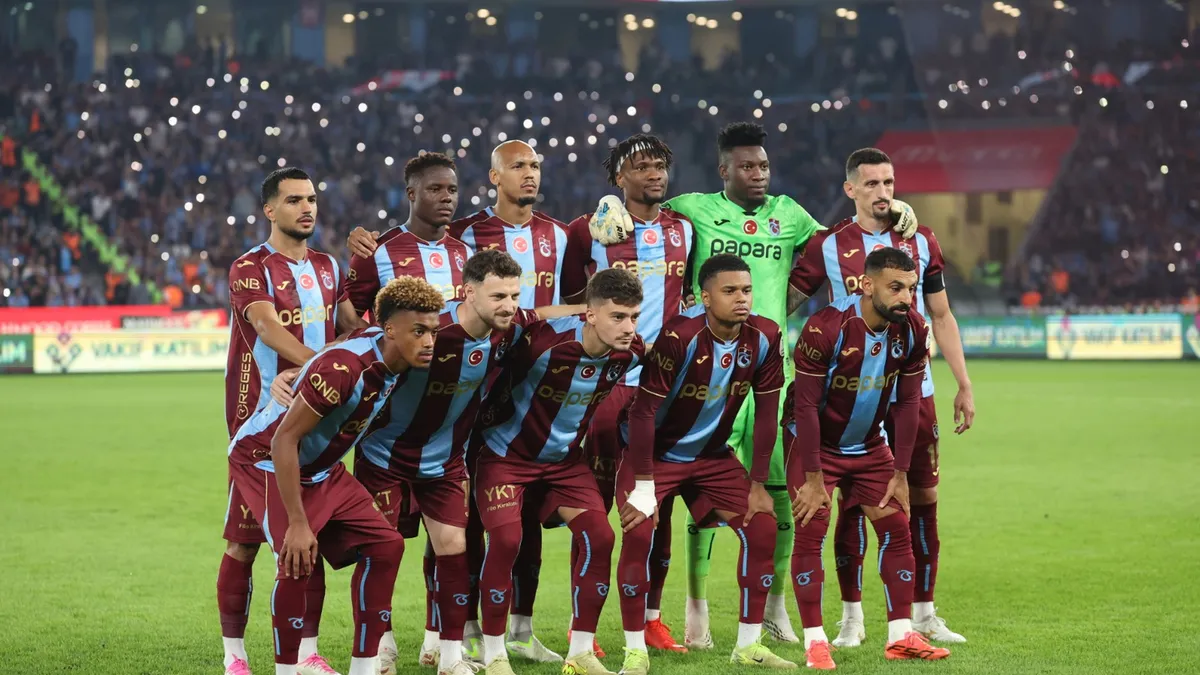 Samsunspor-Trabzonspor Maçında İlk 11'ler Belli Oldu