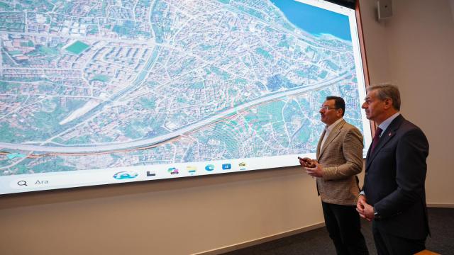 Sapanca'ya 11 kilometrelik duble yol müjdesi