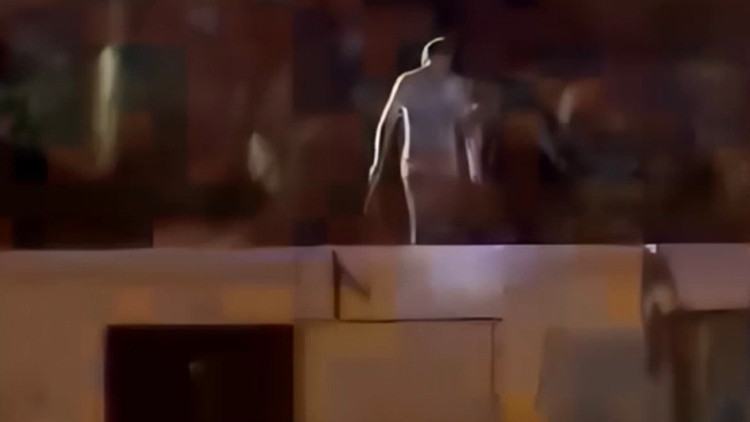 Sarıyer'de Hastane Bahçesinde Polise Demir Sopayla Saldırı