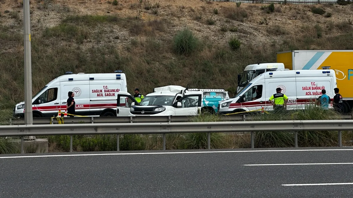 Sarıyer'de Otoyolda Feci Kaza: 3 Ölü 5 Yaralı