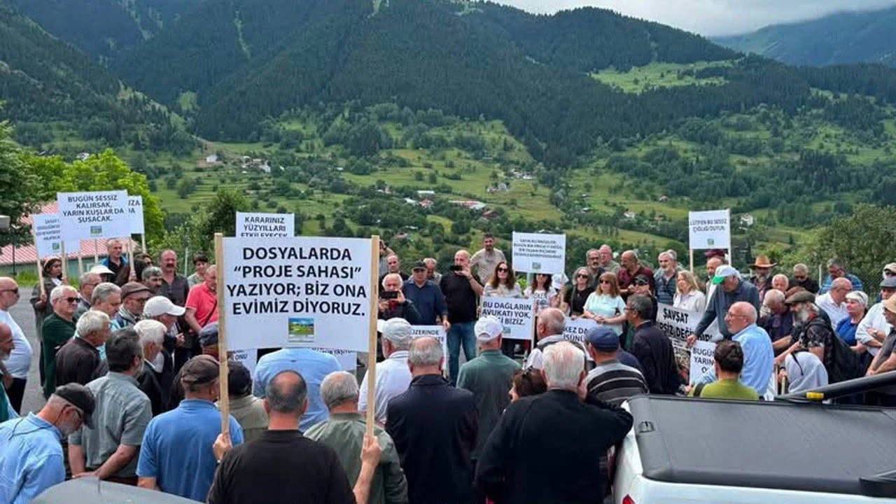 Şavşat’ta köylüler taş ocağına karşı birleşti: 'Nefes alamayacağız
