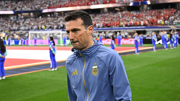 Scaloni: 'Messi Dünya Kupası Tarihine Geçti