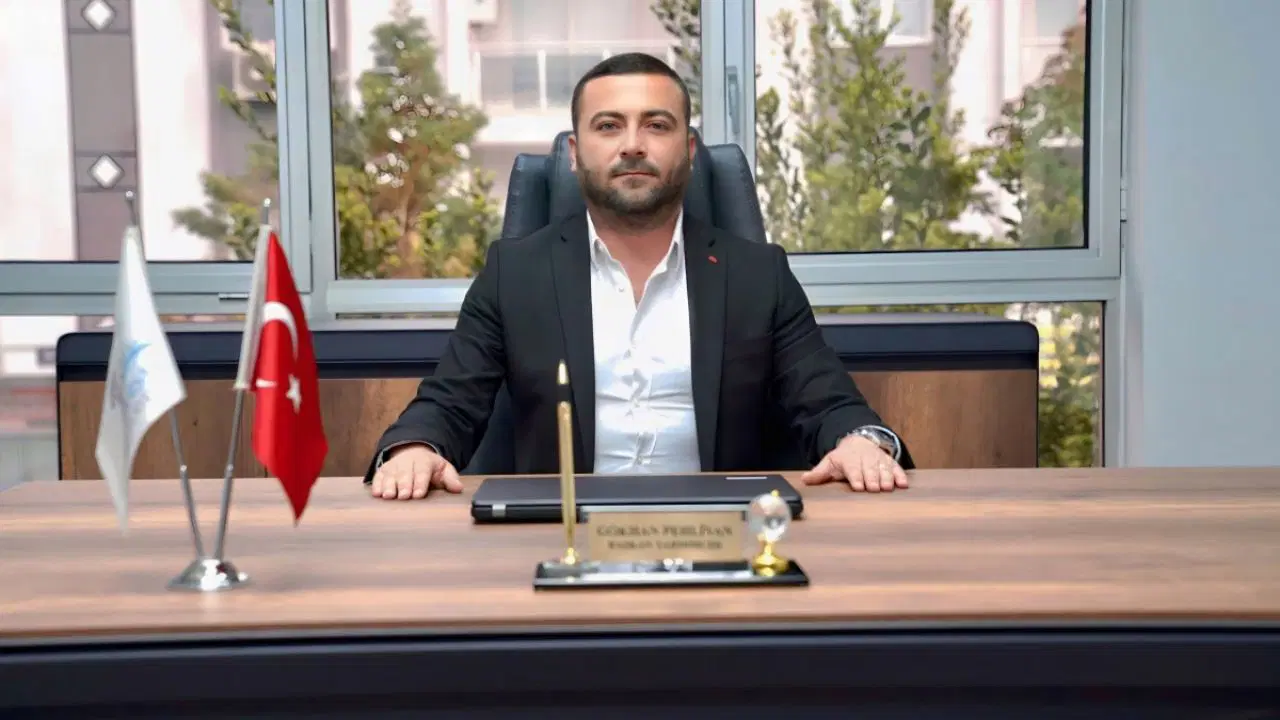 Seferihisar Belediyesi Başkan Yardımcısı Gökhan Pehlivan kimdir