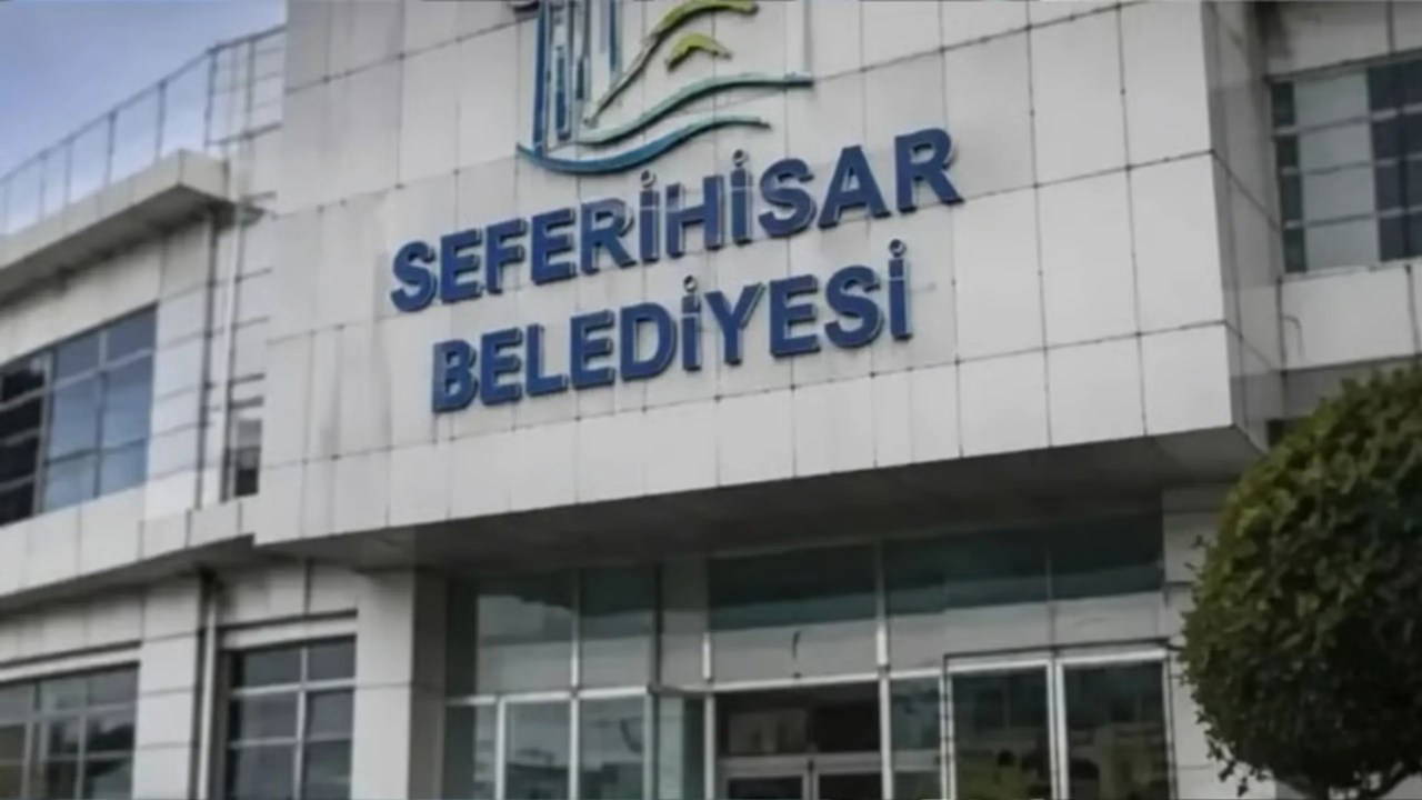 Seferihisar Belediyesi'nde Rüşvet Soruşturması: Başkan Yardımcısının Şoförü Tutuklandı