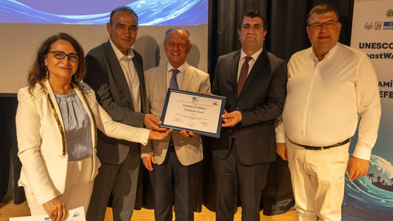 Seferihisar'a UNESCO'dan 'Tsunamiye Hazır Kent' Sertifikası