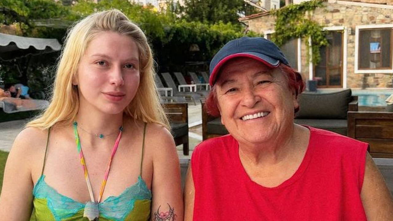 Selda Bağcan'dan Aleyna Tilki'ye Övgü: 'İyi ki Varsın