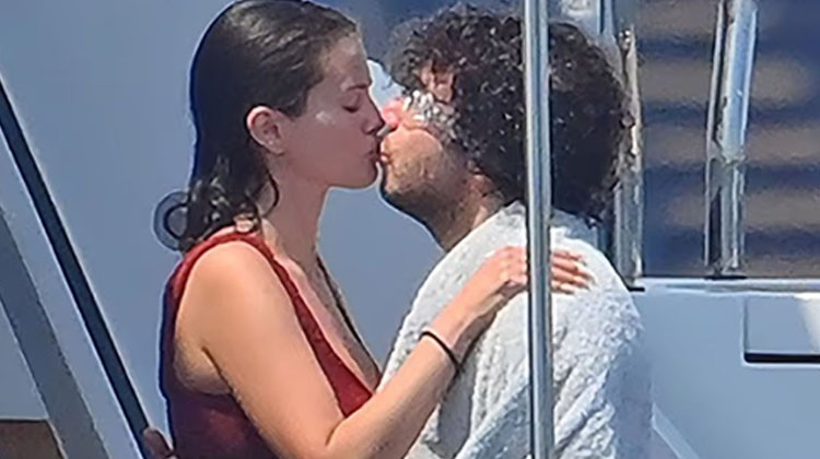 Selena Gomez Bir Yıl Sonra İkinci Balayında: Aşk Hayatında Yeni Sayfa