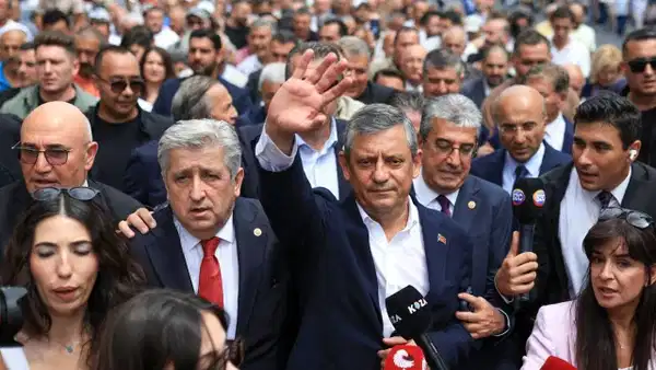 Sendikacılar YENİ Parti'ye Destek Verdi