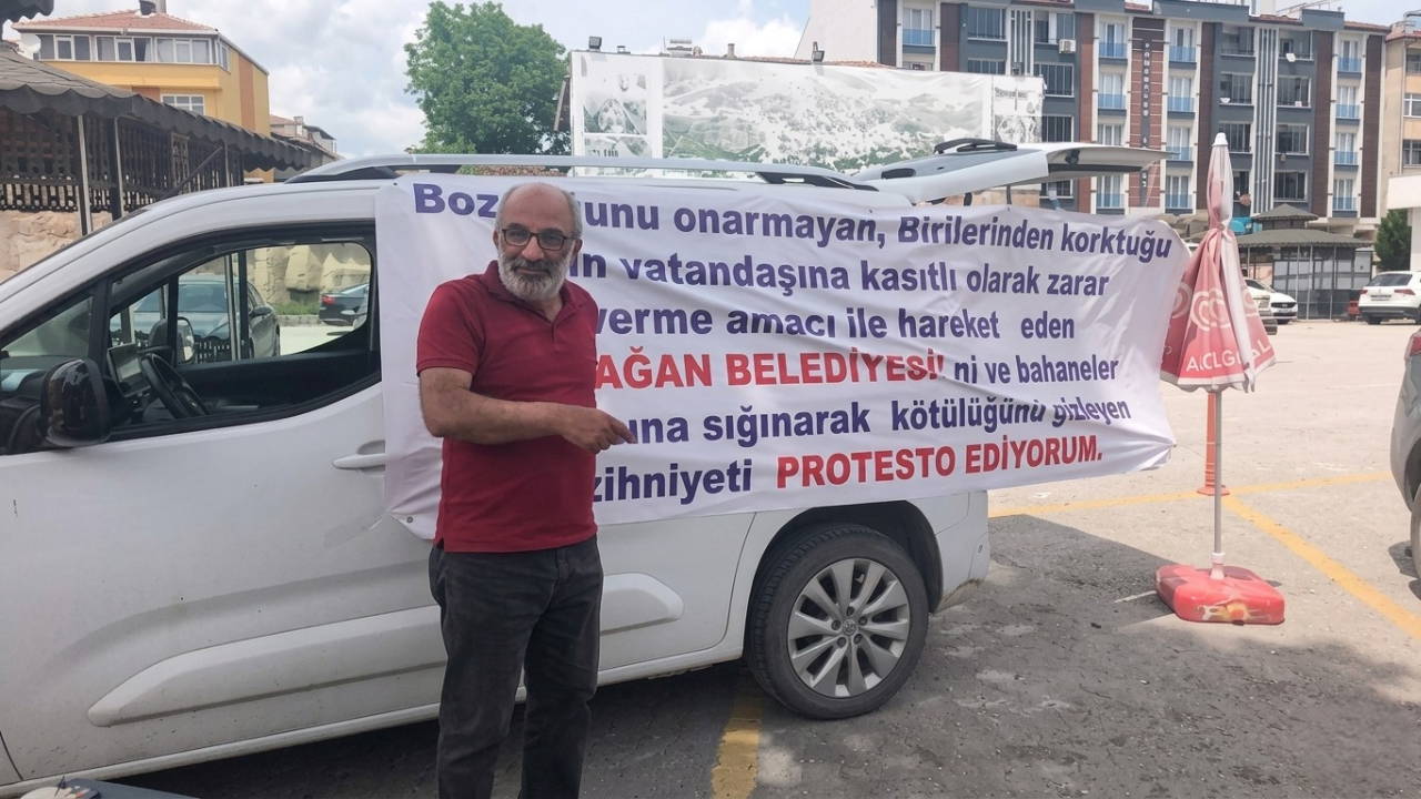 Seracılık yapan vatandaştan belediyeye su protestosu