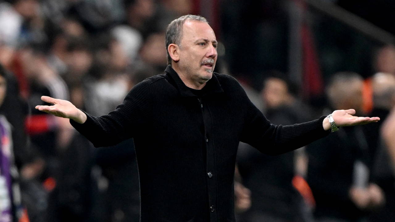 Sergen Yalçın: Beşiktaş ile Fenerbahçe Şampiyonluk Yarışmayacak