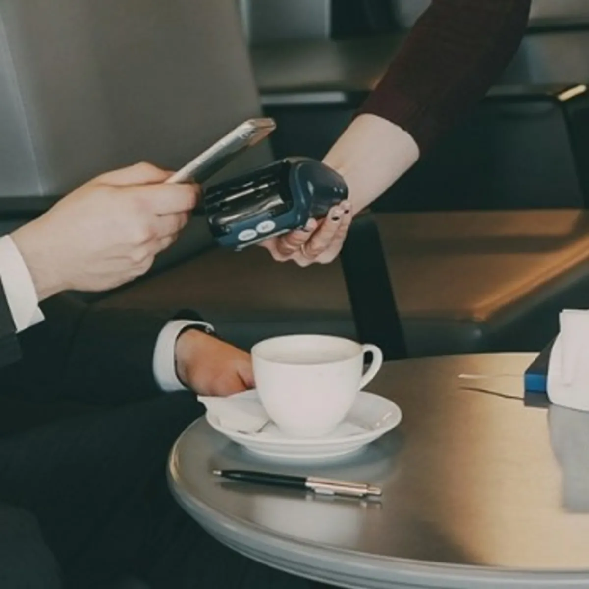 Servis ücreti alan restorana 274 bin TL ceza
