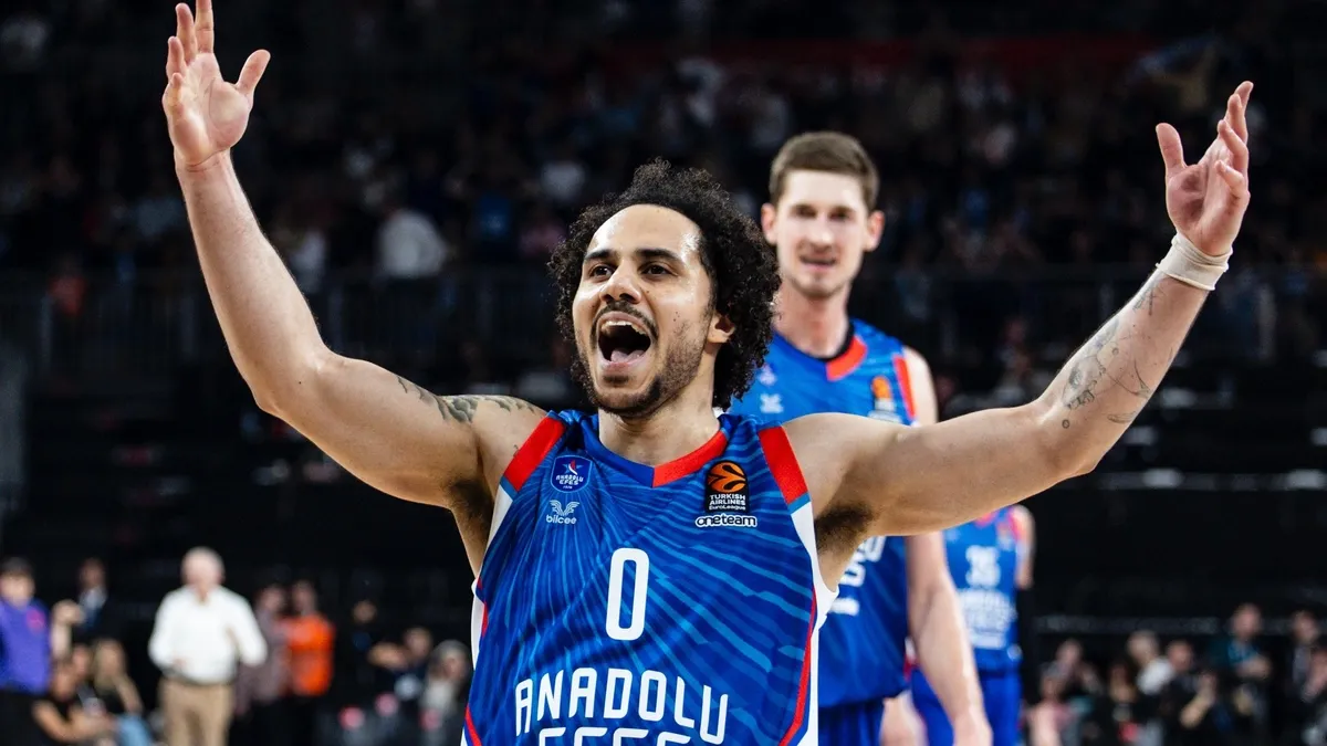 Shane Larkin Fenerbahçe'ye transfer oluyor