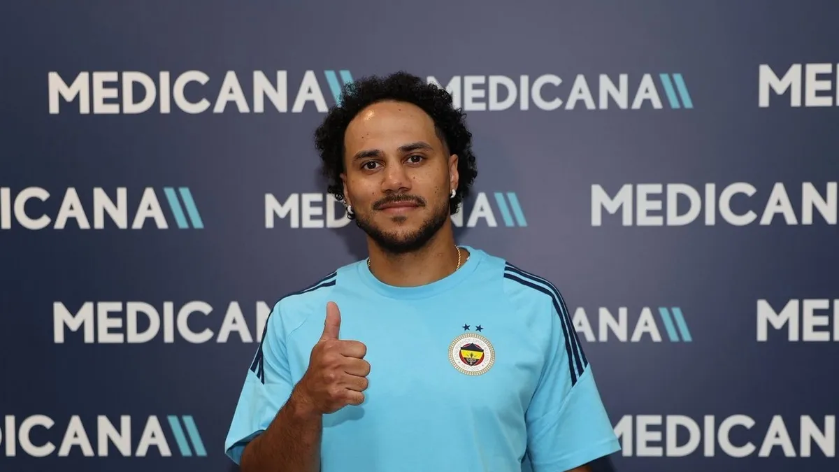 Shane Larkin, Fenerbahçe'de sağlık kontrolünden geçti