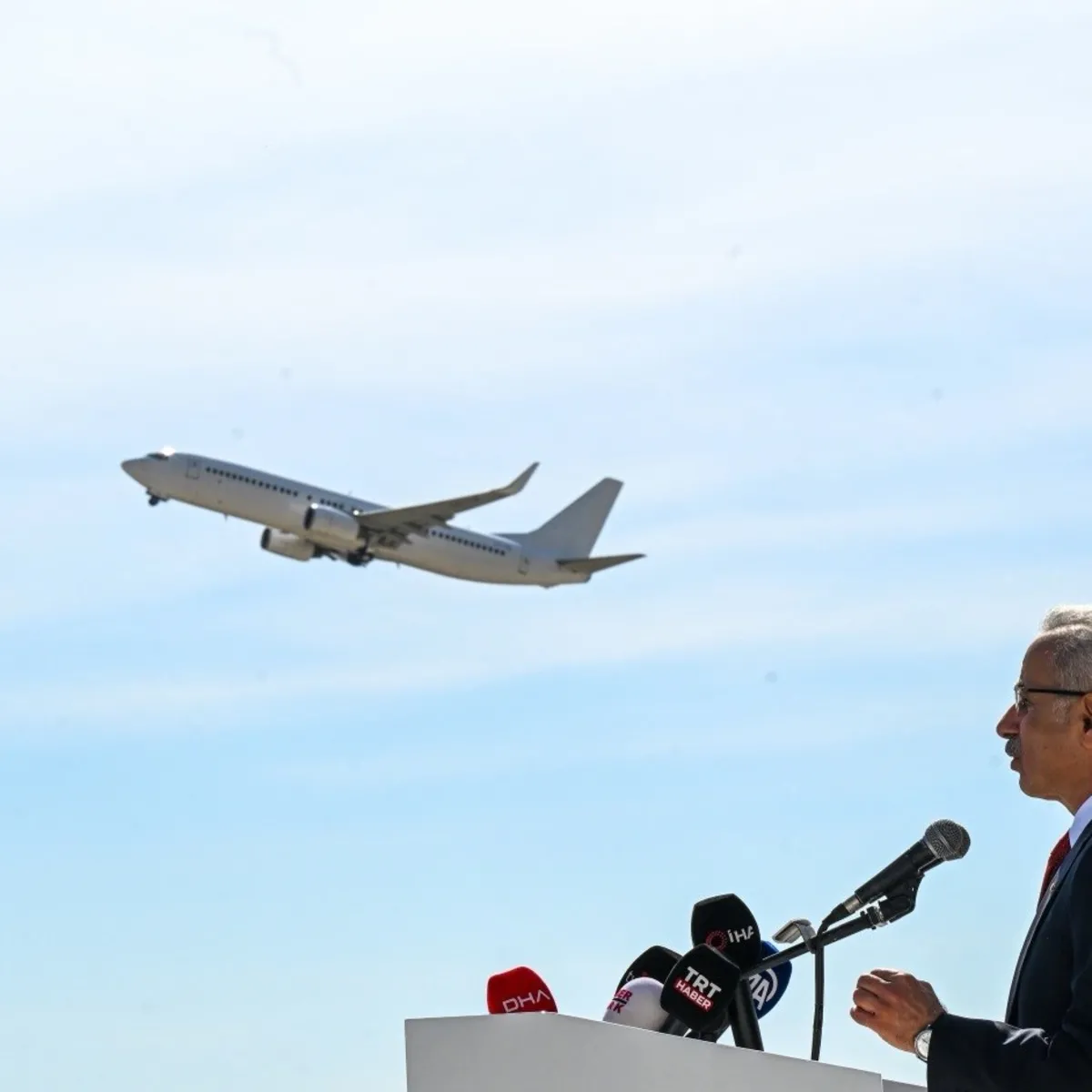 Siirt Havalimanı'nda Uçuşlar Yeniden Başladı
