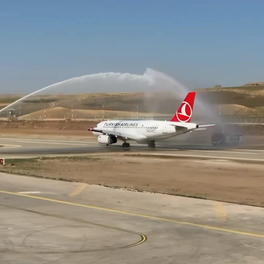 Siirt Havalimanı yeniden uçuş trafiğine açıldı