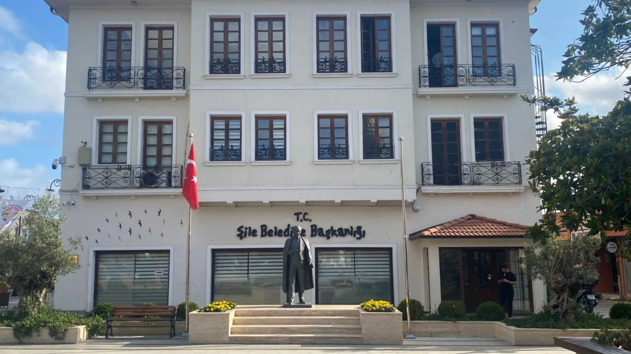 Şile Belediyesi Festival İhalesinde Yolsuzluk İddiaları: Haluk Levent'in Kardeşi ve Asistanı da İşin İçinde