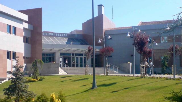 Silivri Belediyesi'ne yolsuzluk operasyonu: 17 gözaltı
