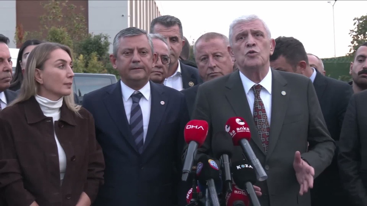 Silivri'de İmamoğlu'na 'İYİ' destek: Özgür Özel'den savunma takibi