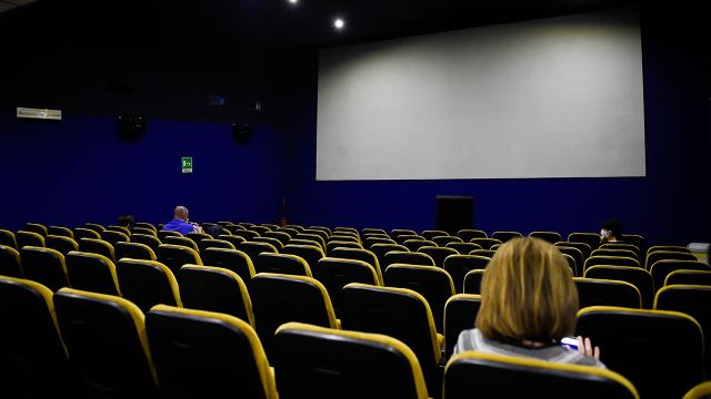 Sinema seyirci sayısı 27,7 milyona geriledi, tiyatroda artış var