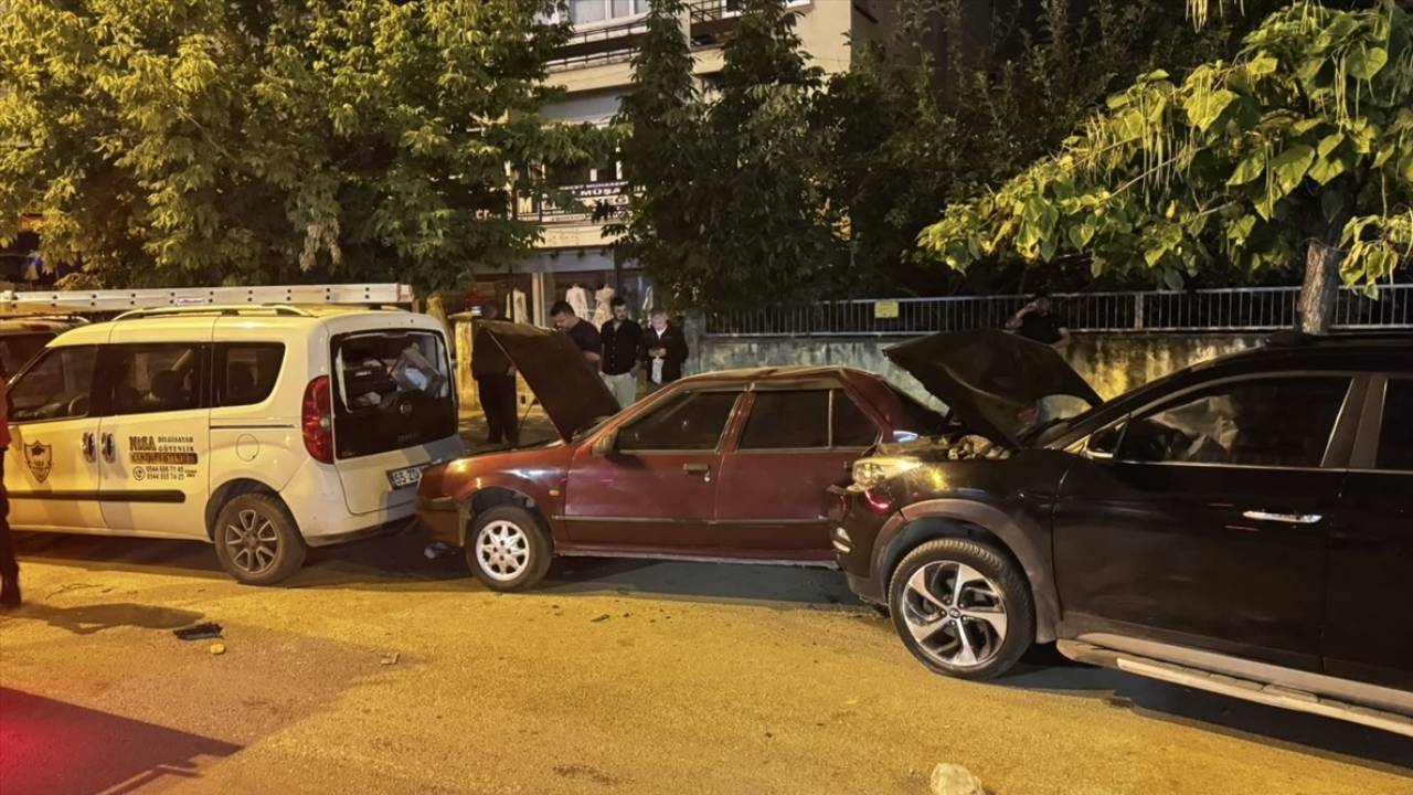 Sinop Boyabat'ta 7 Araçlık Zincirleme Kaza: 2 Yaralı