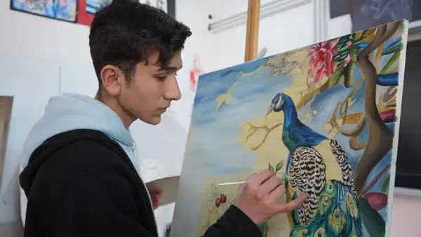 Şırnaklı genç ressam Hüsam Oral, ABD'deki prestijli sanat okullarından burslu kabul aldı