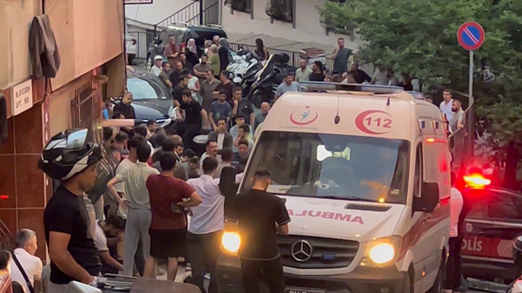 Şişli'de 24 Yaşındaki Genç Evinde Ölü Bulundu